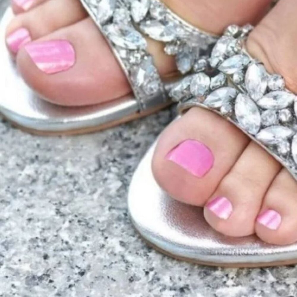 Color Street Strawberry Sunrise Shimmery Pink Pedi Nail Strips - Picture 2 of 3